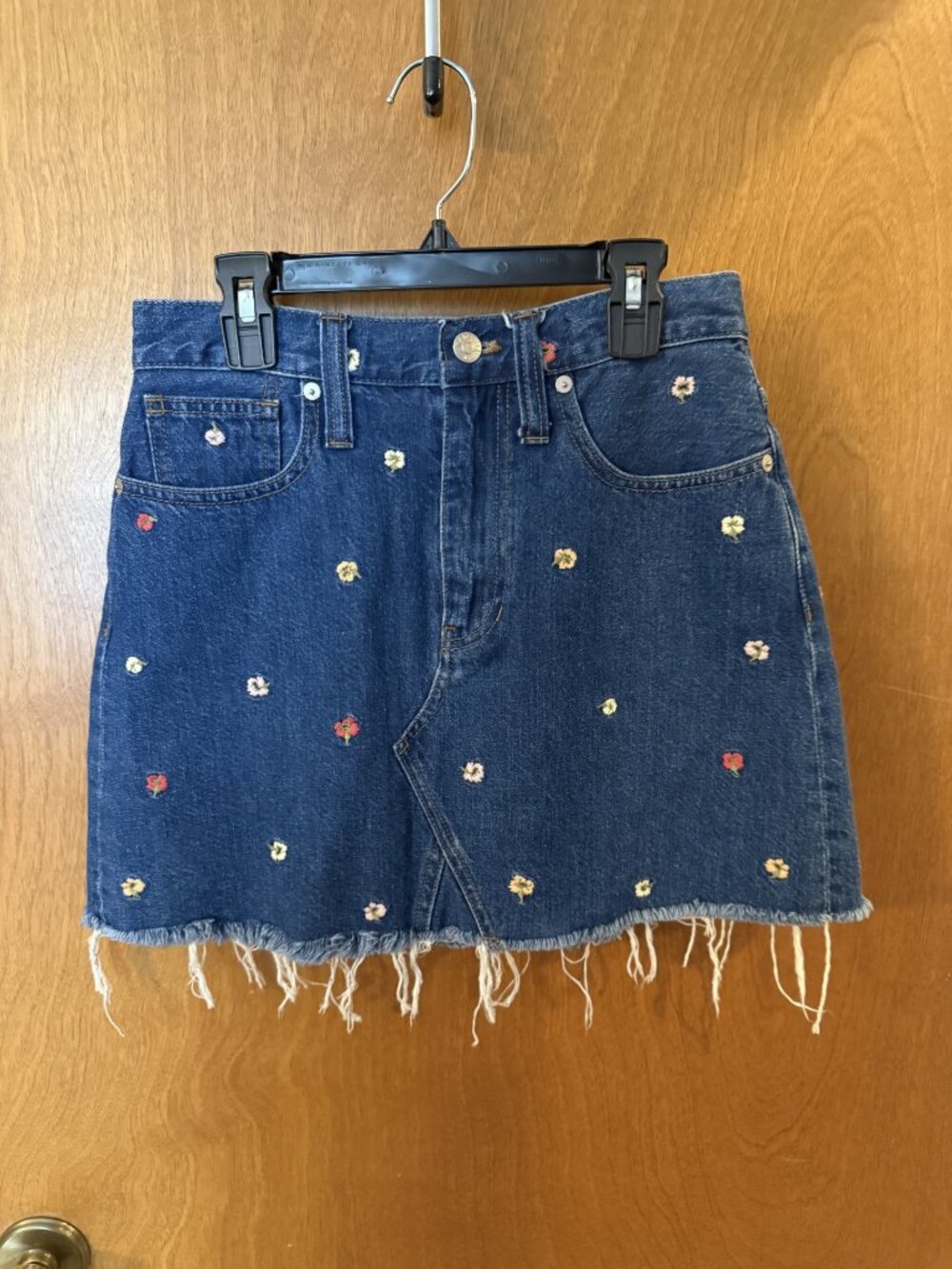 Madewell Confetti Floral Denim Mini Skirt Blue Boho Embroidered Raw Hem Size 25